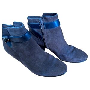 Coach Patricia Suede Leather Bootie Ankle  brown Boots ,SideZipper size 8.5B